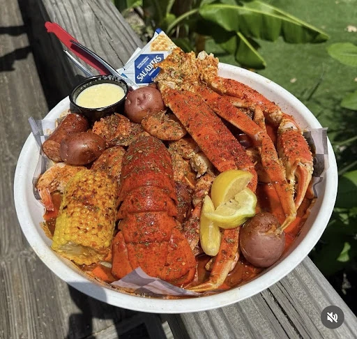 Castaway’s Seafood & Grill photo 4